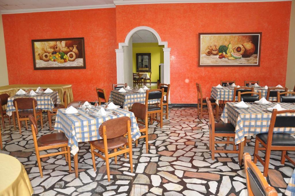 Santa Barbara Hotel Country Villavicencio Exterior photo