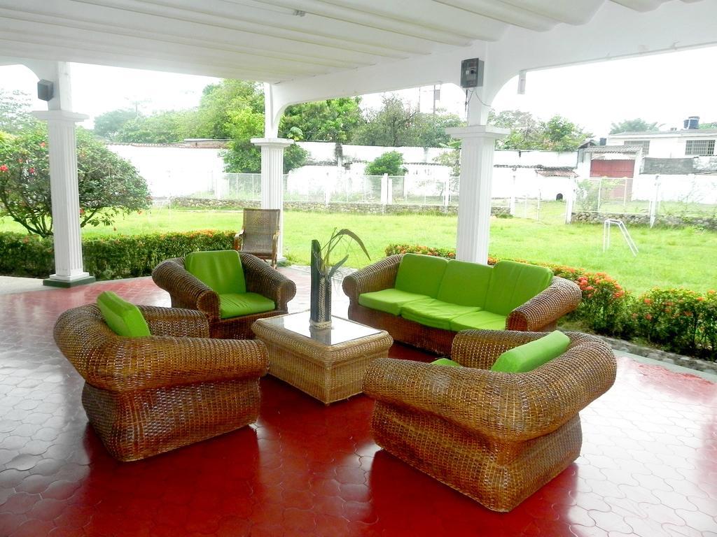 Santa Barbara Hotel Country Villavicencio Exterior photo