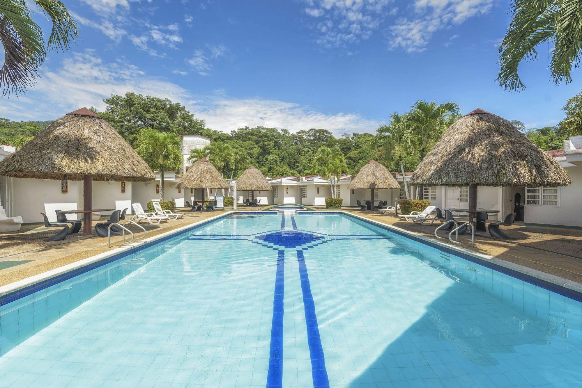 Santa Barbara Hotel Country Villavicencio Exterior photo